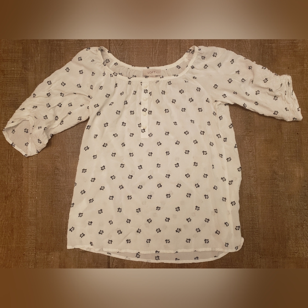 Loft Women's black and white crew neck Top SZ XSP